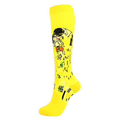 Masterpiece-Inspired Compression Socks for Artistic Athletes  

Step into a world of whimsical wonder with our Masterpiece-Inspired Compression Socks! 🎨 Transform ordinary workouts into extraordinary escapades with iconic artwork wrapping your feet in