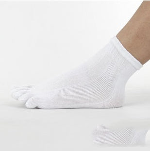 Fabulous Five Finger Fun Socks for Men  

Step into sock paradise with our Fabulous Five Finger Fun Socks for Men! These whimsical wonders cradle each toe in a plush embrace, battling blisters with every step. Made from a dreamy blend of 78% acrylic and