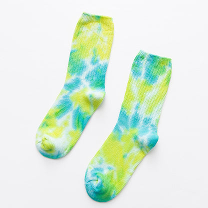 Whimsical Cotton Skate Socks: A Funky Fusion of European and American Vibes